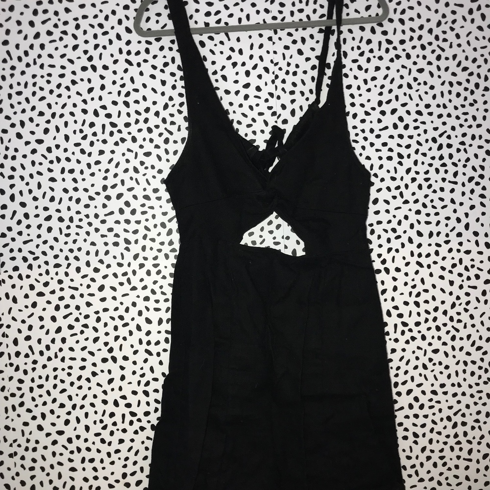 Forever 21 Black Key Hole Sundress